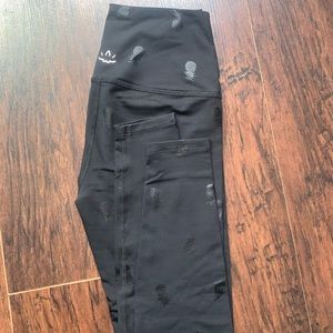 Beyond Yoga Pineapple Leggings